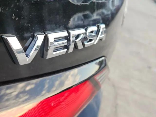 2025 Nissan Versa 1.6 SR