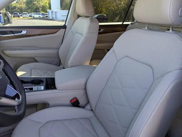 2026 Volkswagen Atlas SE