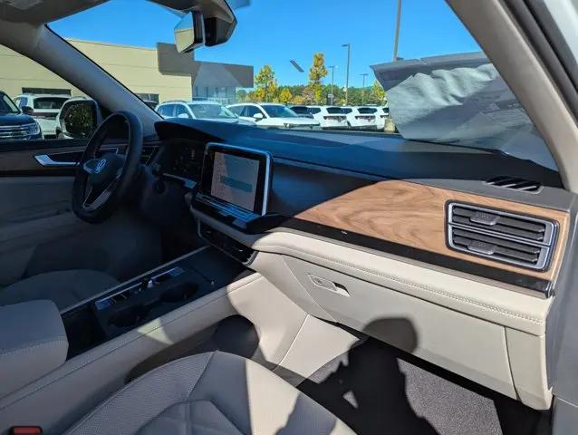 2026 Volkswagen Atlas SE