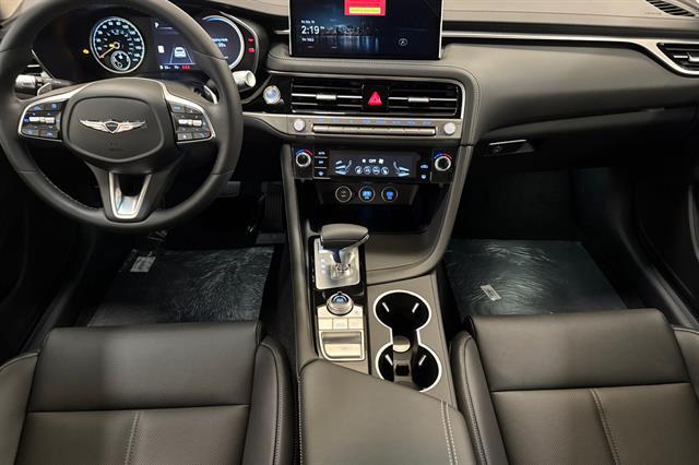 2026 Genesis G70 2.5T RWD