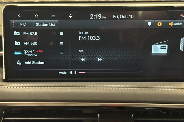2026 Genesis G70 2.5T RWD