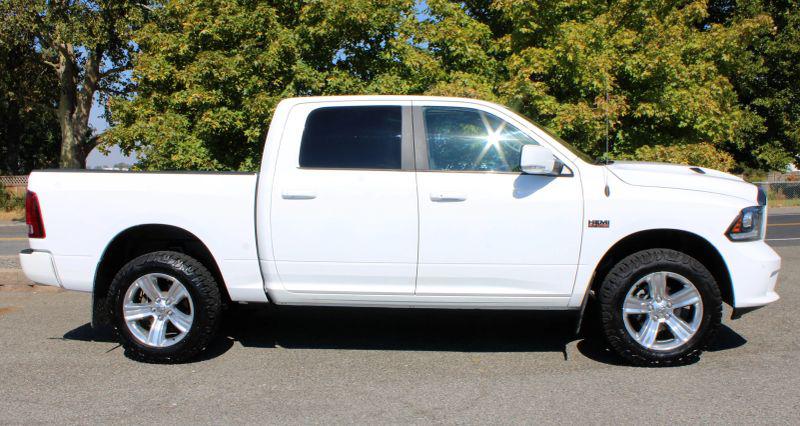 2017 Ram 1500 Sport