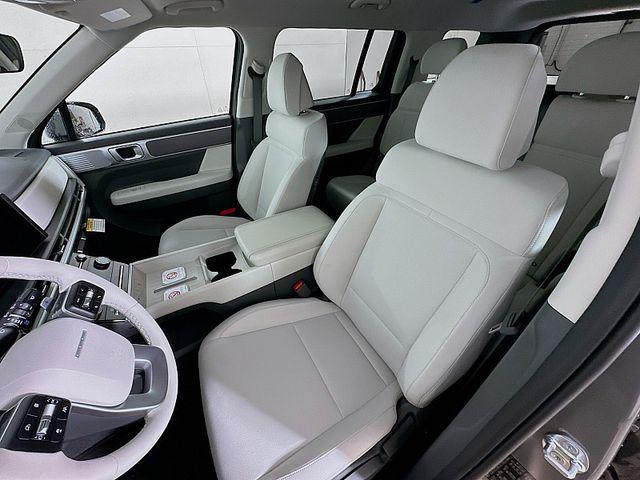 2026 Hyundai Santa Fe SE - Photo 8