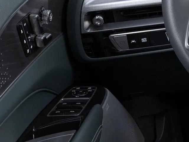 2026 Cadillac iQ Signature Sport AWD