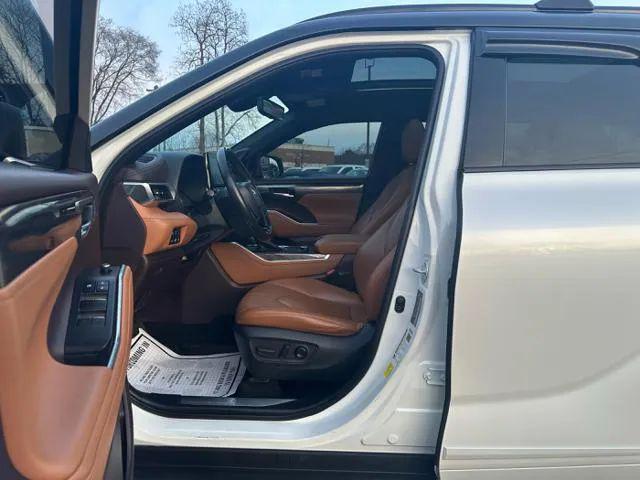 2021 Toyota Highlander Platinum