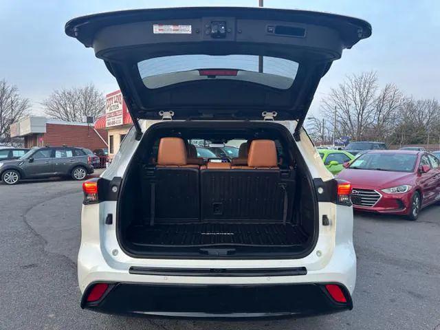 2021 Toyota Highlander Platinum