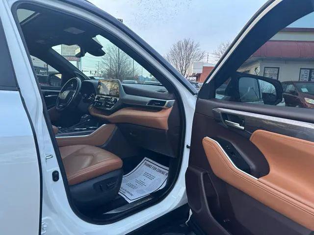 2021 Toyota Highlander Platinum