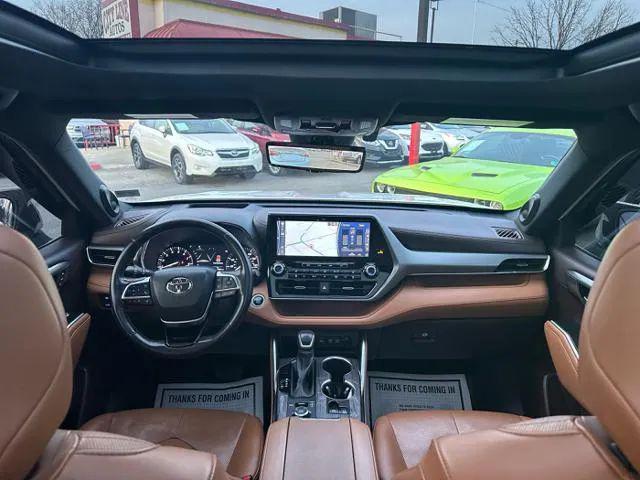 2021 Toyota Highlander Platinum