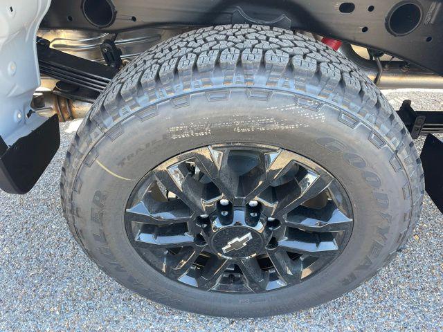 2026 Chevrolet Silverado 2500HD Custom
