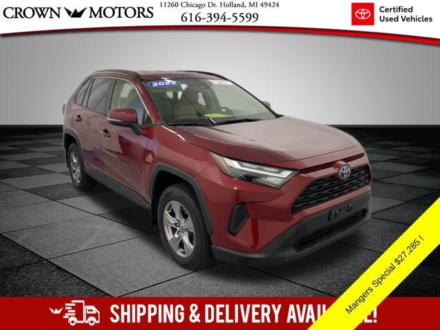 2022 Toyota RAV4 XLE's photo