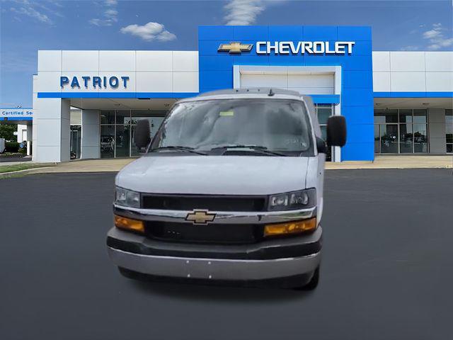 2025 Chevrolet Express Cutaway Work Van