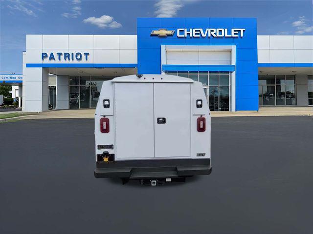 2025 Chevrolet Express Cutaway Work Van