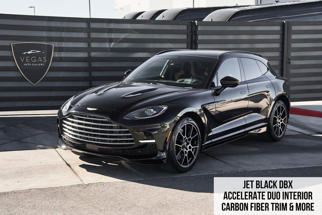 /2023 Aston-Martin DBX