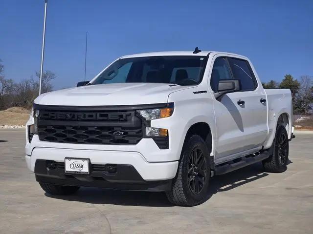 2025 Chevrolet Silverado 1500 2WD Crew Cab Short Bed Custom