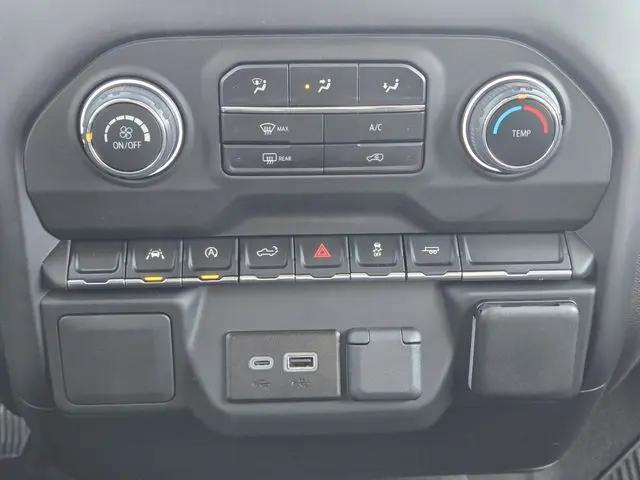 2025 Chevrolet Silverado 1500 2WD Crew Cab Short Bed Custom