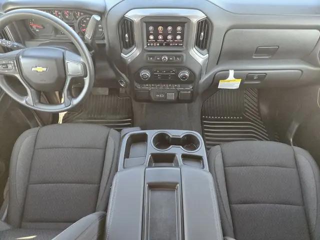 2025 Chevrolet Silverado 1500 2WD Crew Cab Short Bed Custom