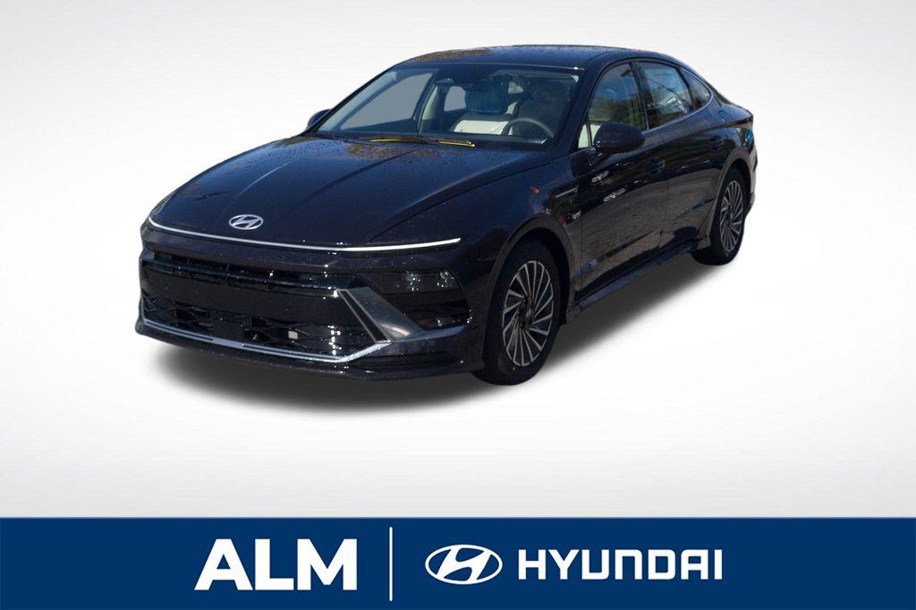 2025 Hyundai Sonata Hybrid SEL's photo