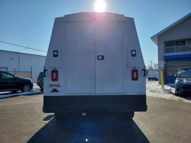 2026 Ford 600 XL