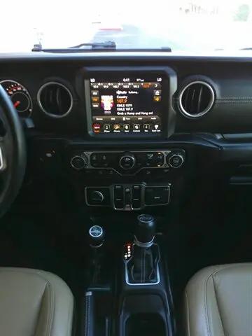 2019 Jeep Wrangler Unlimited Sahara 4x4