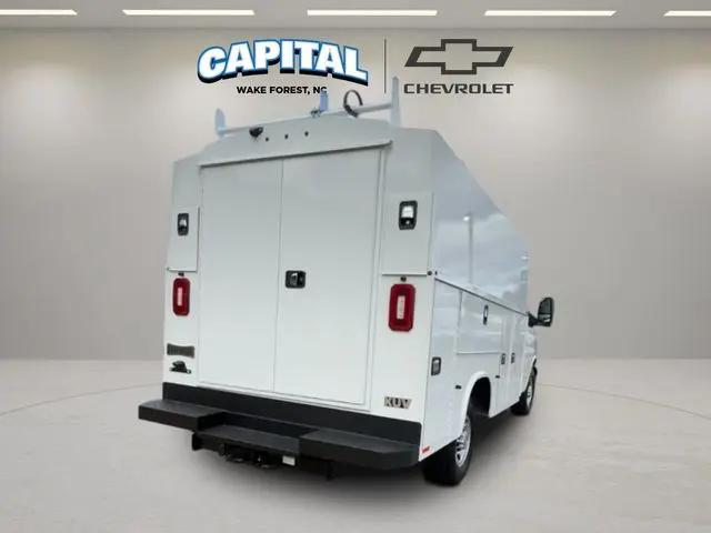 2025 Chevrolet Express Cutaway Work Van