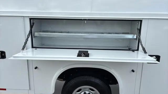 2025 Chevrolet Express Cutaway Work Van