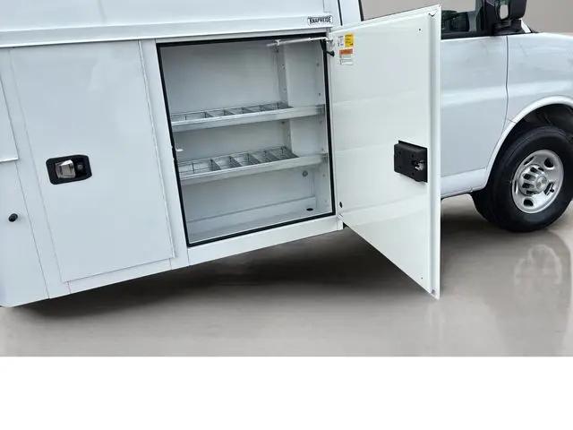 2025 Chevrolet Express Cutaway Work Van