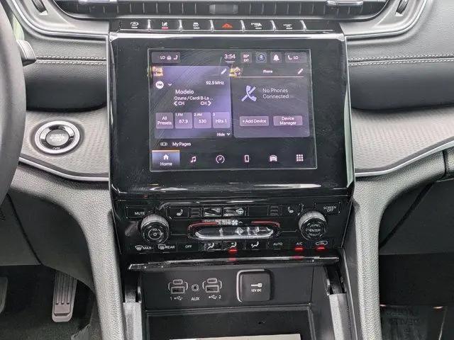 2025 Jeep Grand Cherokee L Altitude 4x4