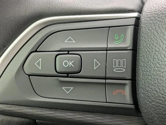 2025 Jeep Grand Cherokee L Altitude 4x4