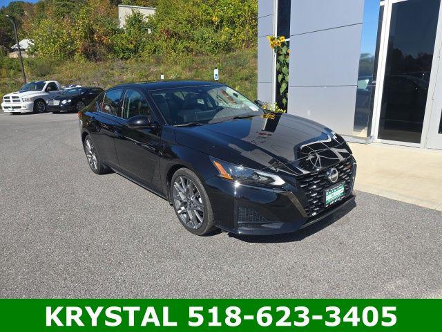 2023 Nissan Altima SR VC-Turbo FWD