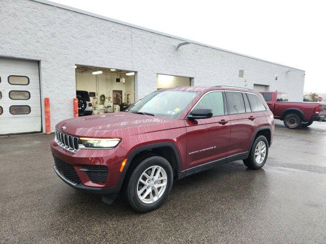 2023 Jeep Grand Cherokee Laredo 4x4