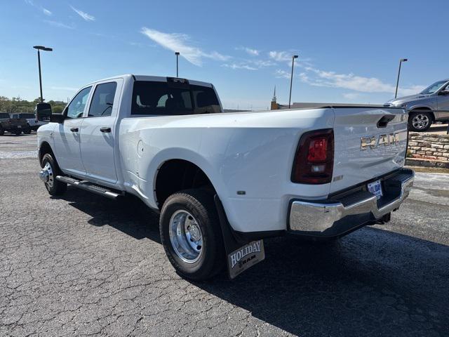 2026 RAM Ram 3500 RAM 3500 TRADESMAN CREW CAB 4X4 8 BOX