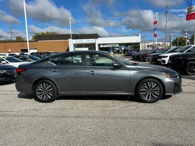 2023 Nissan Altima SV FWD