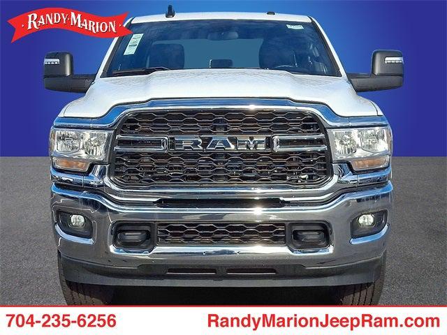 2023 RAM 3500 Tradesman Crew Cab 4x4 8 Box