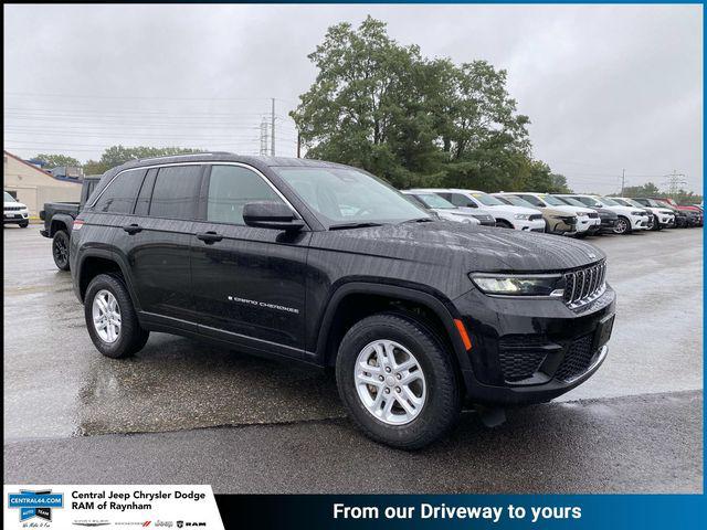 2023 Jeep Grand Cherokee Laredo 4x4