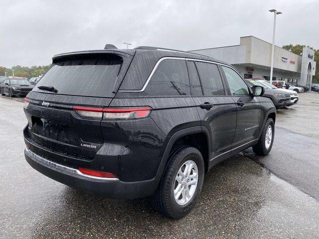 2023 Jeep Grand Cherokee Laredo 4x4