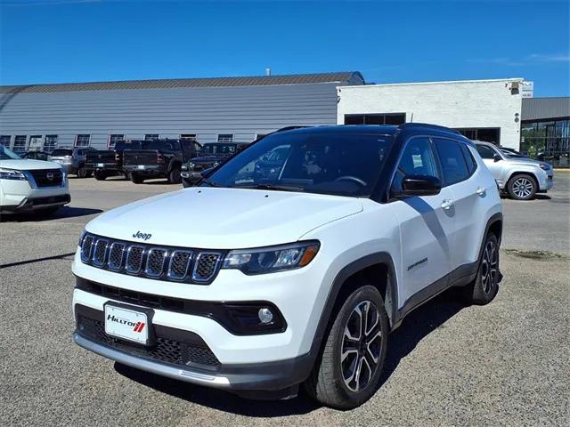 2023 Jeep Compass Limited 4x4 2023 Jeep Compass Limited 4x4