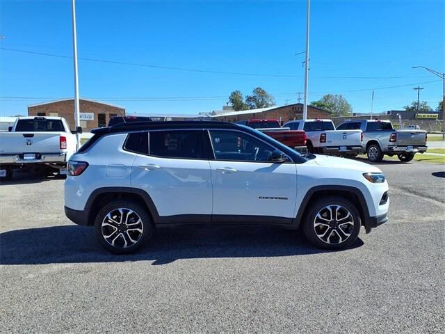 2023 Jeep Compass Limited 4x4 2023 Jeep Compass Limited 4x4