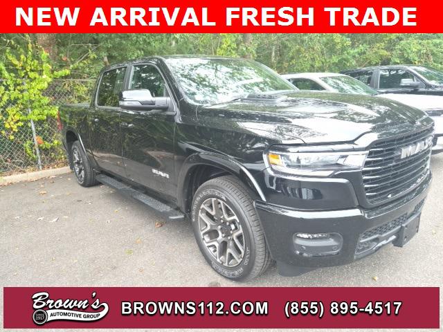2025 RAM 1500 Laramie Crew Cab 4x4 57 Box
