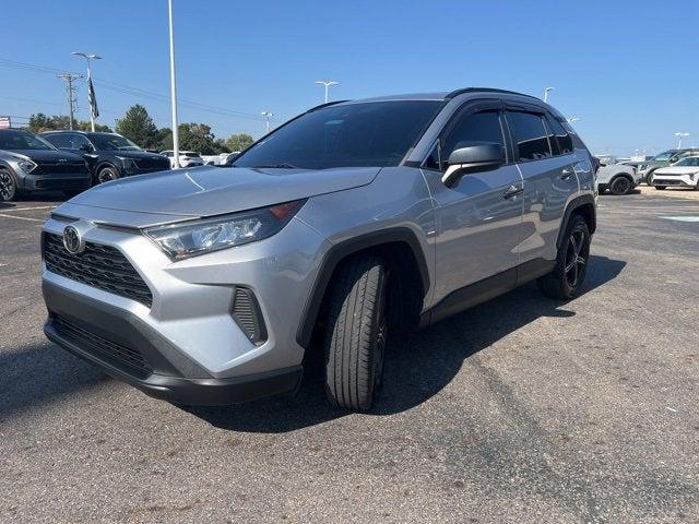 2021 Toyota RAV4 LE 2021 Toyota RAV4 LE