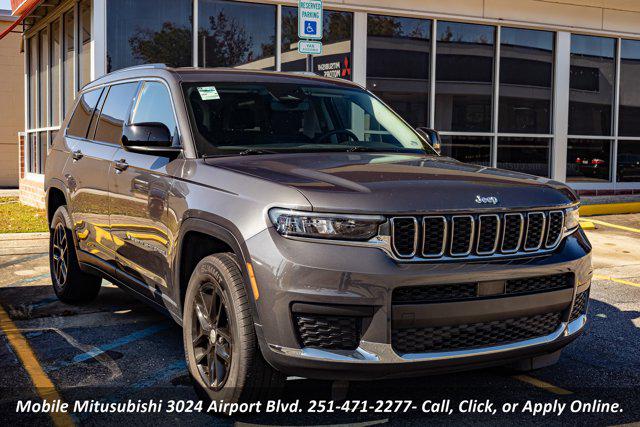 2023 Jeep Grand Cherokee L Laredo 4x2