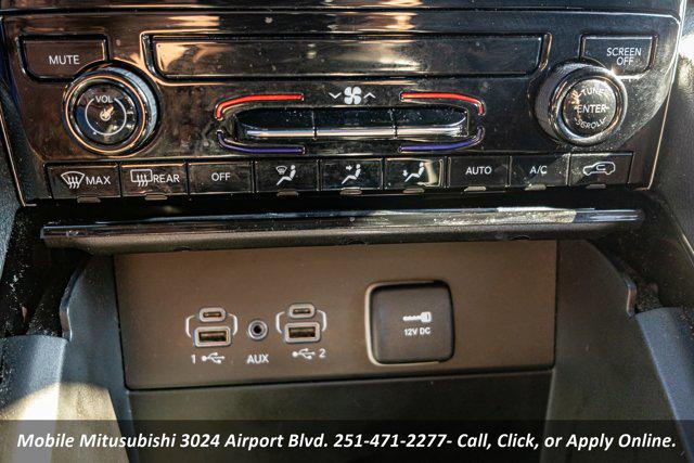 2023 Jeep Grand Cherokee L Laredo 4x2