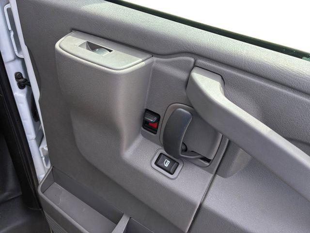 2025 Chevrolet Express Cutaway Work Van