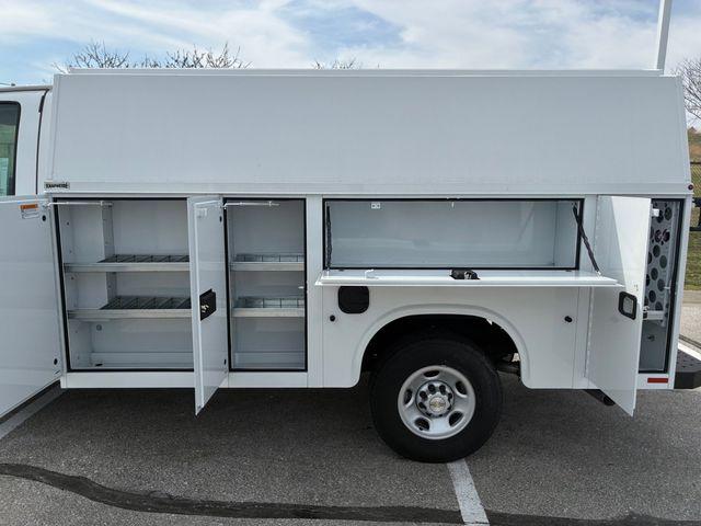 2025 Chevrolet Express Cutaway Work Van
