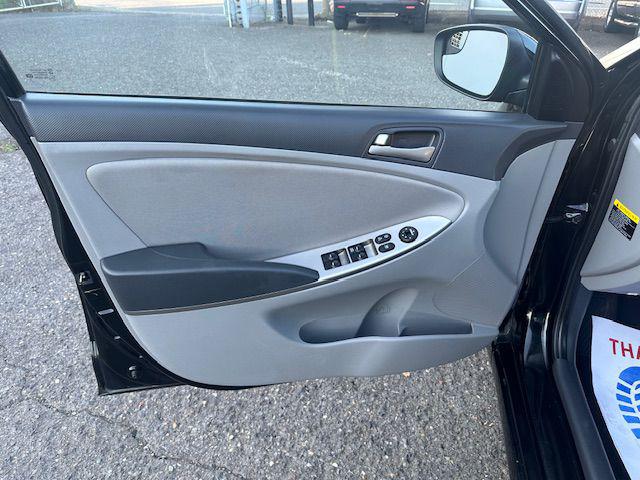 2015 Hyundai Accent GLS
