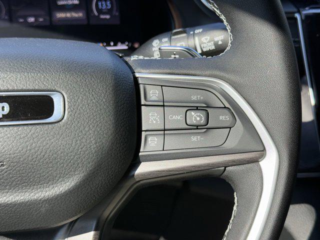 2025 Jeep Grand Cherokee L Limited 4x2
