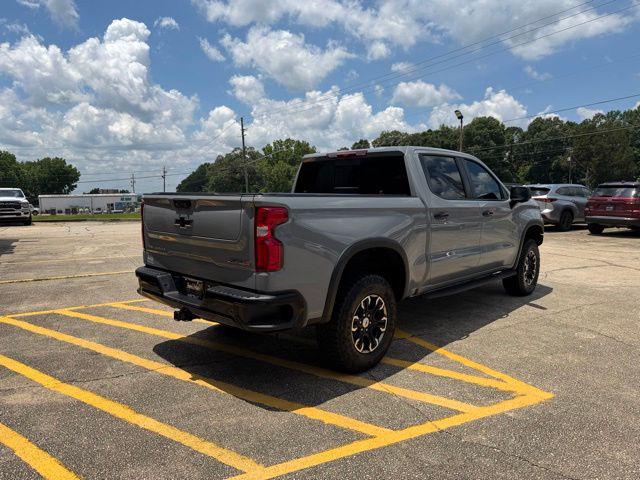 2024 Chevrolet Silverado 1500 4WD Crew Cab Short Bed ZR2