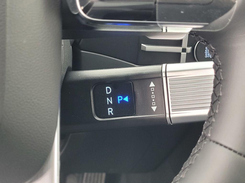 2026 Hyundai Santa Fe Limited - Photo 18