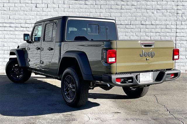 2026 Jeep Gladiator GLADIATOR SPORT S 4X4