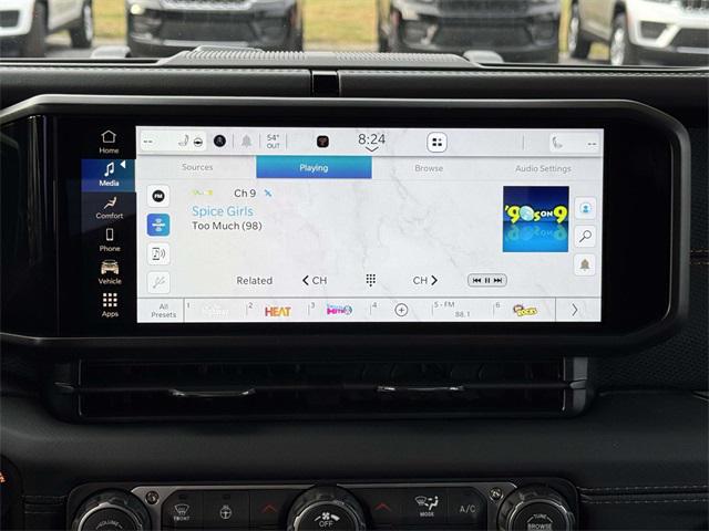 2026 Jeep Gladiator GLADIATOR MOJAVE 4X4 2026 Jeep Gladiator GLADIATOR MOJAVE 4X4