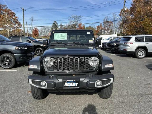 2026 Jeep Gladiator GLADIATOR SPORT 4X4